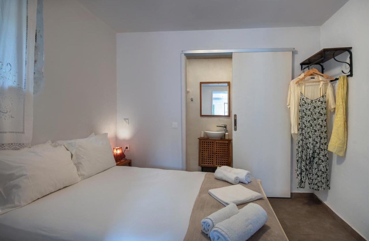 Feneri 3 -Cozy Rustic Apt 20' From Elafonisi Beach Perivolia  Exterior foto